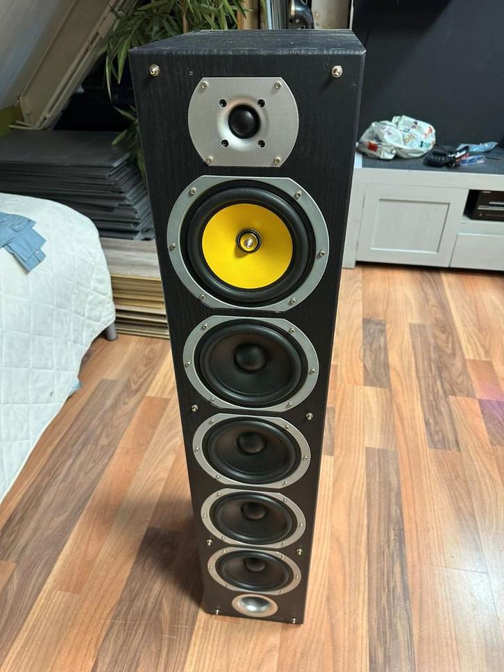 Zuil luidspreker Skytronic SHFT57b, Audio, Tv en Foto, Luidsprekers, Gebruikt, Front, Rear of Stereo speakers, 120 watt of meer