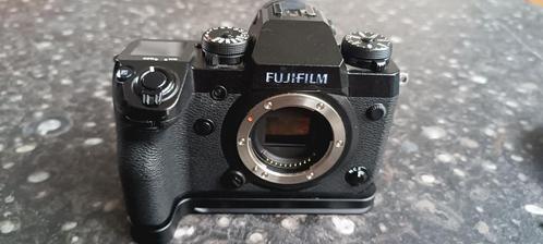 Fujifilm X-H1 664 clicks met Arca statiefplaat en ronde oogs, Audio, Tv en Foto, Fotocamera's Digitaal, Zo goed als nieuw, Compact