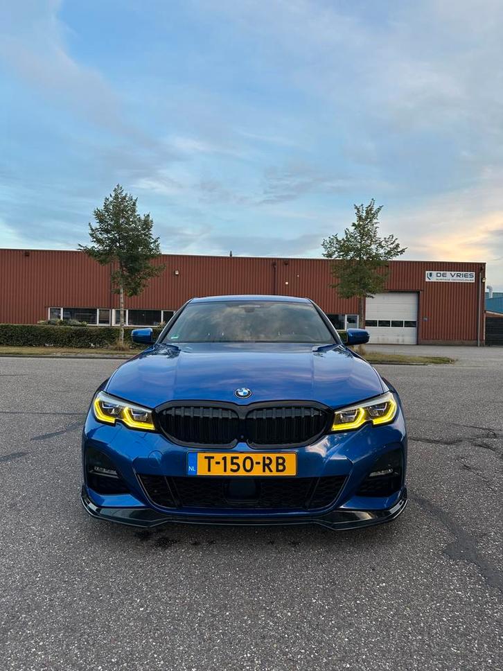 BMW 3-Serie 330e 292pk- Blauw - Lasers - MPerformance, Auto's, BMW, Particulier, 3-Serie, Hybride Elektrisch/Benzine, Plug-in hybride