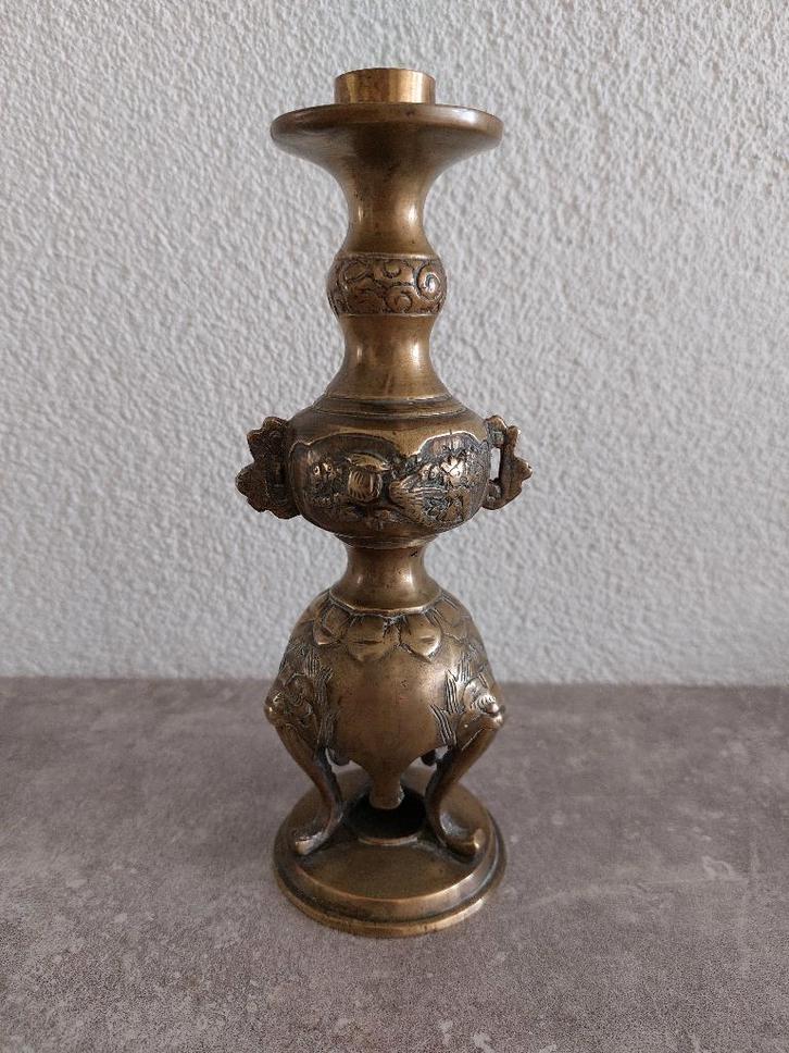 CHINESE MESSING KANDELAAR, Antiek en Kunst, Kunst | Niet-Westerse kunst, Ophalen of Verzenden