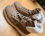 Winter boots on platform, Bruin, Boots, Ophalen of Verzenden, Zo goed als nieuw