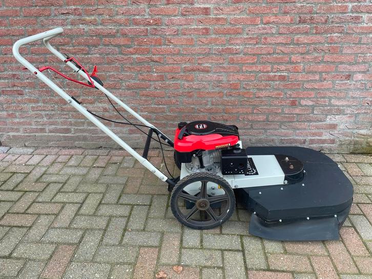Lumag WKB-300 Onkruidborstelmachine, Tuin en Terras, Hand-tuingereedschap, Zo goed als nieuw, Ophalen