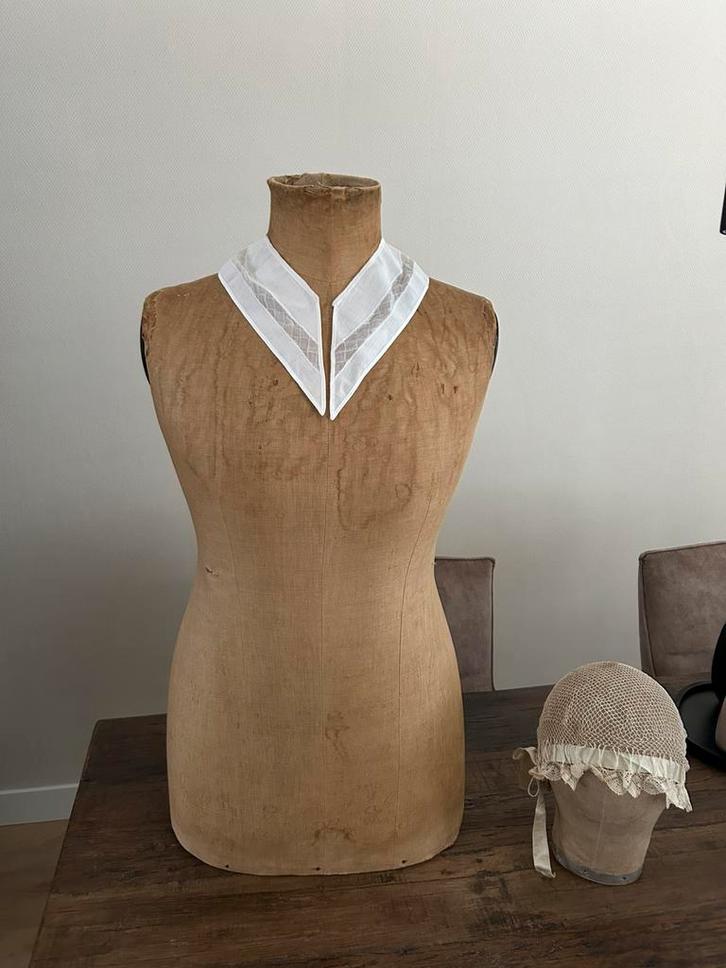 BUSTE / OUDE LINNEN  BUSTE / PASPOP / MANNEQUIN, Antiek en Kunst, Curiosa en Brocante, Ophalen of Verzenden