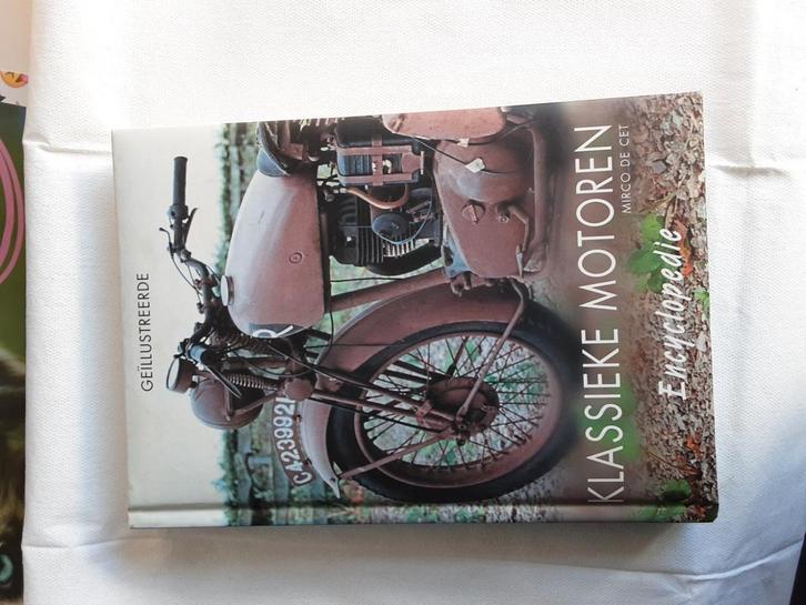 Klassieke Motoren Encyclopedie - Perfect voor de winter!, Boeken, Encyclopedieën, Gelezen, Los deel, Overige onderwerpen, Ophalen of Verzenden