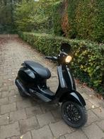 Vespa sprint 125cc 2t, Ophalen of Verzenden, Zo goed als nieuw, Benzine