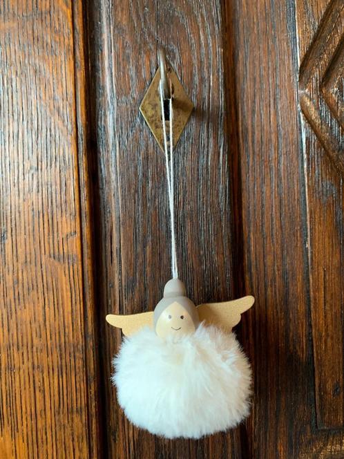 Fluffy hanger kerstengeltje, kerstengel, engel kerst, Diversen, Kerst, Nieuw, Ophalen of Verzenden