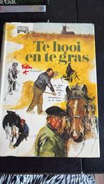 Rien Poortvliet - te hooi en te gras, Ophalen of Verzenden, Gelezen