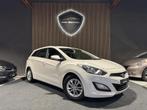 Hyundai i30 Wagon 1.6 GDI i-Motion Automaat.Airco.Pdc.LMV!, Auto's, Gebruikt, 4 cilinders, Wit, Parkeersensor