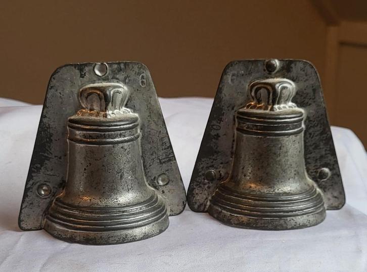 Oude chocoladevorm: Kerstbel / Kerstklok, Antiek en Kunst, Curiosa en Brocante, Ophalen of Verzenden