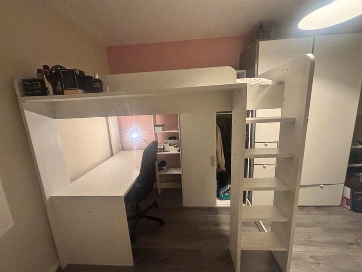 Hoogslaper met bureau en kast -wit- 90x200, Huis en Inrichting, Slaapkamer | Stapelbedden en Hoogslapers, Zo goed als nieuw, Hoogslaper