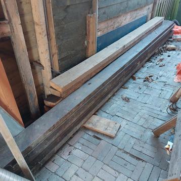 Balken, verschillende lengtes beschikbaar voor biedingen