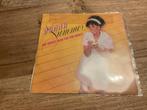 Donna Summer, She works hard for the money, Ophalen of Verzenden, 7 inch, Single