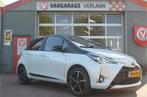 Toyota Yaris 1.5 VVT-i Dynamic 12 mnd. gar. pano, two-tone b, Voorwielaandrijving, 12 maanden, Gebruikt, Euro 6