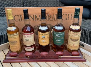 Zeldzame 5 flessen Whisky set Glenmorangie met bar plint beschikbaar voor biedingen