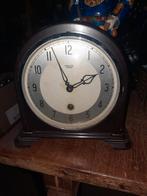Vintage bakeliet Smiths Enfield Tafelklok, Antiek en Kunst, Antiek | Klokken, Ophalen of Verzenden