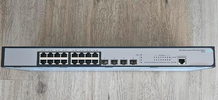 HPE OfficeConnect 1920 JG923A Switch, Computers en Software, Netwerk switches, Gebruikt, Ophalen of Verzenden