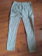 Cargo baggy broek groen met zakken maat  m l, Kleding | Dames, Broeken en Pantalons, Maat 38/40 (M), Ophalen of Verzenden, Zo goed als nieuw