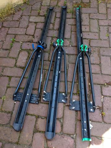 3 Dakdragers  beschikbaar voor biedingen