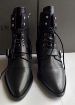 Allsaints kalfsleren zwarte enkellaarsjes maat 37.All Saints, Kleding | Dames, Schoenen, Zwart, Nieuw, Ophalen of Verzenden, All Saints. Allsaints