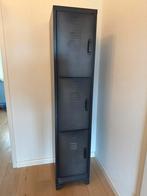 Locker met stoere uitstraling, nieuwstaat, Huis en Inrichting, Kasten | Lockerkasten, Ophalen, Zo goed als nieuw