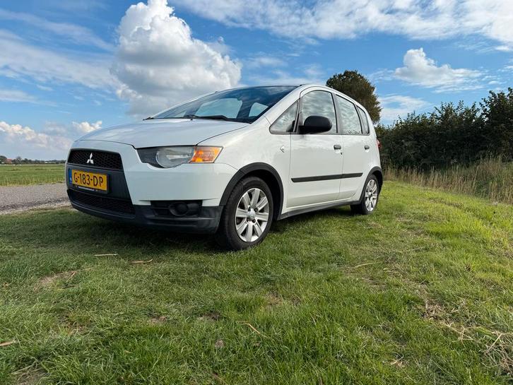Mitsubishi Colt 1.3 5-DR 2010 Wit, Auto's, Mitsubishi, Particulier, Colt, Airconditioning, Centrale vergrendeling, Benzine, Euro 5