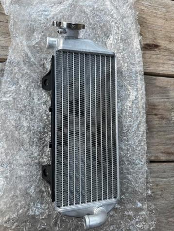 KTM radiator rechts nieuw EXC SX 2018-2023 beschikbaar voor biedingen