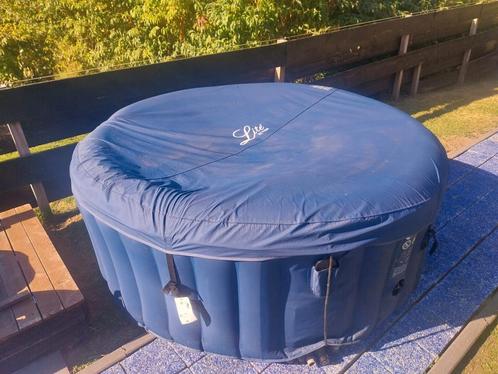 Nette goedwerkende yaccuzi 4 persoons, Tuin en Terras, Bubbelbaden en Hottubs, Zo goed als nieuw, Ophalen