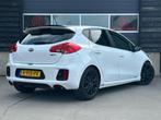 Kia Cee'd 1.6 GT Sport 204PK Alcantara Stoelverwarming, Voorwielaandrijving, 1591 cc, 4 cilinders, Wit