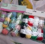 wol  mini bolletjes , verschillende kleuren, Ophalen of Verzenden, Nieuw, Materiaal