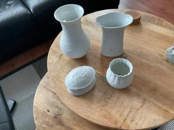 Kaiser Porselein vazen en dekselpot - M. Frey gesigneerd beschikbaar voor biedingen