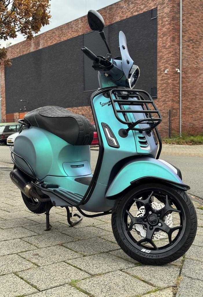 Vespa sprint 125cc brom dubbel disc zelioni 2021, Fietsen en Brommers, Scooters | Piaggio, Zo goed als nieuw, Overige modellen