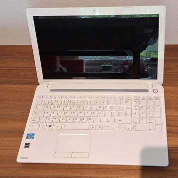 Toshiba Satellite C55-A-181 laptop zonder harde schijf 