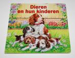 BOEK Dieren en hun kinderen prentenboek, Boeken, Prentenboeken en Plaatjesalbums, Ophalen of Verzenden, Zo goed als nieuw