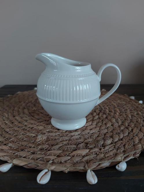 Melkkannetje Wedgwood Windsor, Huis en Inrichting, Keuken | Servies, Zo goed als nieuw, Overige typen, Wedgwood, Porselein, Ophalen