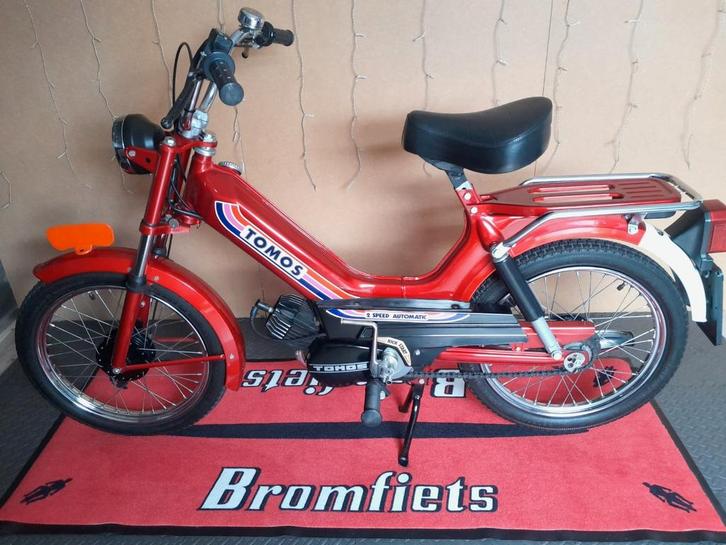 Nieuwe tomos 1987, Fietsen en Brommers, Brommers | Tomos, Zo goed als nieuw, Ophalen of Verzenden
