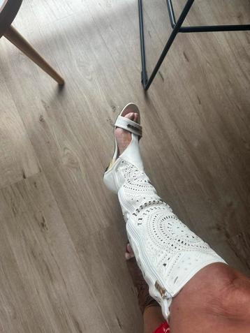 Zomer laarzen beschikbaar voor biedingen