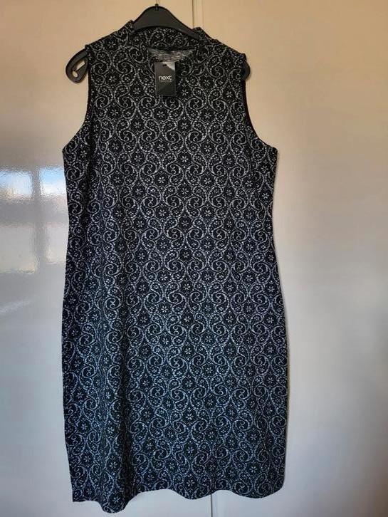 NIEUW...NEXT  MOOIE JURK, Kleding | Dames, Jurken, Nieuw, Maat 46/48 (XL) of groter, Overige kleuren, Onder de knie, Verzenden