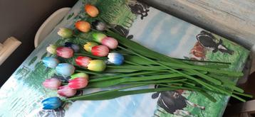 Houten tulpen met blad. PUUR HOLLANDS!  beschikbaar voor biedingen