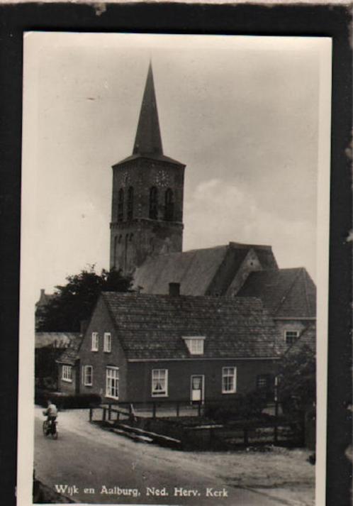 Wijk en Aalberg, Ned. Herv. Kerk (1955), Verzamelen, Ansichtkaarten | Nederland, Ongelopen, Noord-Brabant, 1940 tot 1960, Ophalen of Verzenden