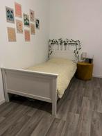 Wit, hout IKEA bed (eenpersoons), Huis en Inrichting, Slaapkamer | Bedden, Ophalen, 90 cm, Wit, Tweepersoons
