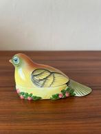 Vintage vogel vakje schwwltje geel sieraden bonbons retro, Ophalen of Verzenden, Zo goed als nieuw, Dier