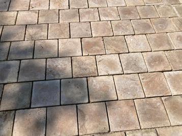 Terras tegels te koop beschikbaar voor biedingen
