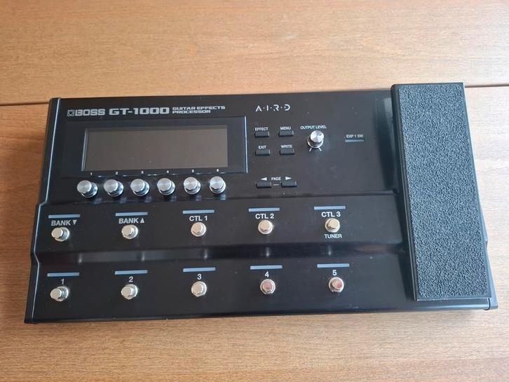 Boss GT-1000 Gitaar Effecten Processor - Nieuwstaat, Muziek en Instrumenten, Effecten, Zo goed als nieuw, Multi-effect, Ophalen of Verzenden