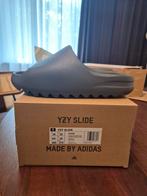 YEEZY Slide Slate Grey 44,5 (44 1/2 ) ongedragen, met Tags, Ophalen of Verzenden, Nieuw, Overige kleuren