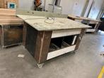 Werkbank op wielen. 170x106x104cm, met stopcontact., Doe-het-zelf en Verbouw, Werkbanken, Ophalen, Gebruikt