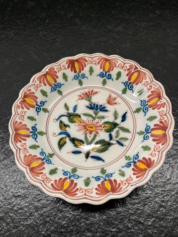 Makkum Aardewerk Bordje beschikbaar voor biedingen