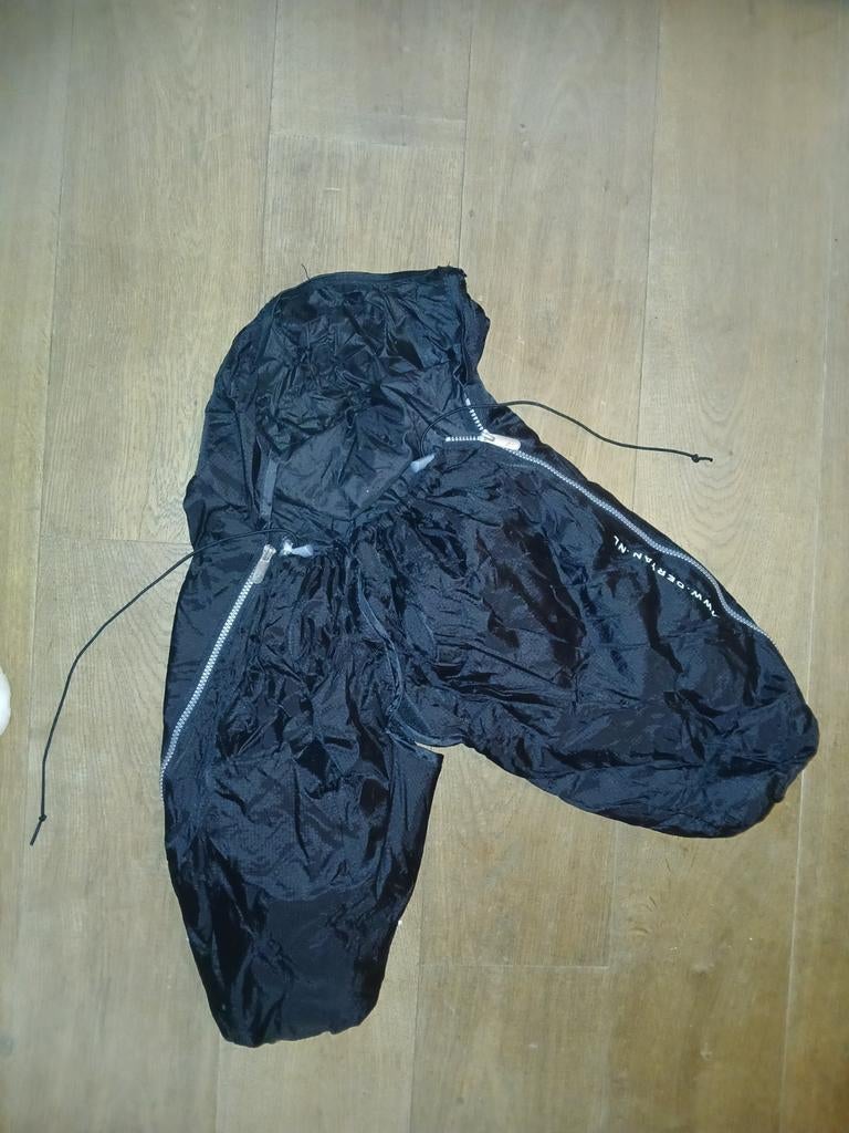Deryan fiets stoel voeten zak warm met poncho zwart, Fietsen en Brommers, Fietsaccessoires | Fietsstoeltjes, Overige merken, 0 t/m 18 kg
