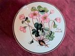 Bonbondoosje. Oxalis Acetosella. Botanica. Villeroy en Boch, Ophalen of Verzenden, Zo goed als nieuw, Porselein, Overige stijlen