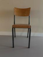 Vintage stapelbare stoelen (4x), Huis en Inrichting, Stoelen, Ophalen, Gebruikt, Zwart, Vijf, Zes of meer stoelen