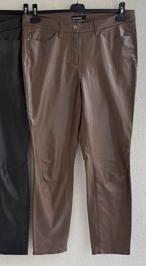 Bruine “Vegan” leren broek van Cambio m 44 NIEUW, Kleding | Dames, Broeken en Pantalons, Zo goed als nieuw, Maat 42/44 (L), Bruin